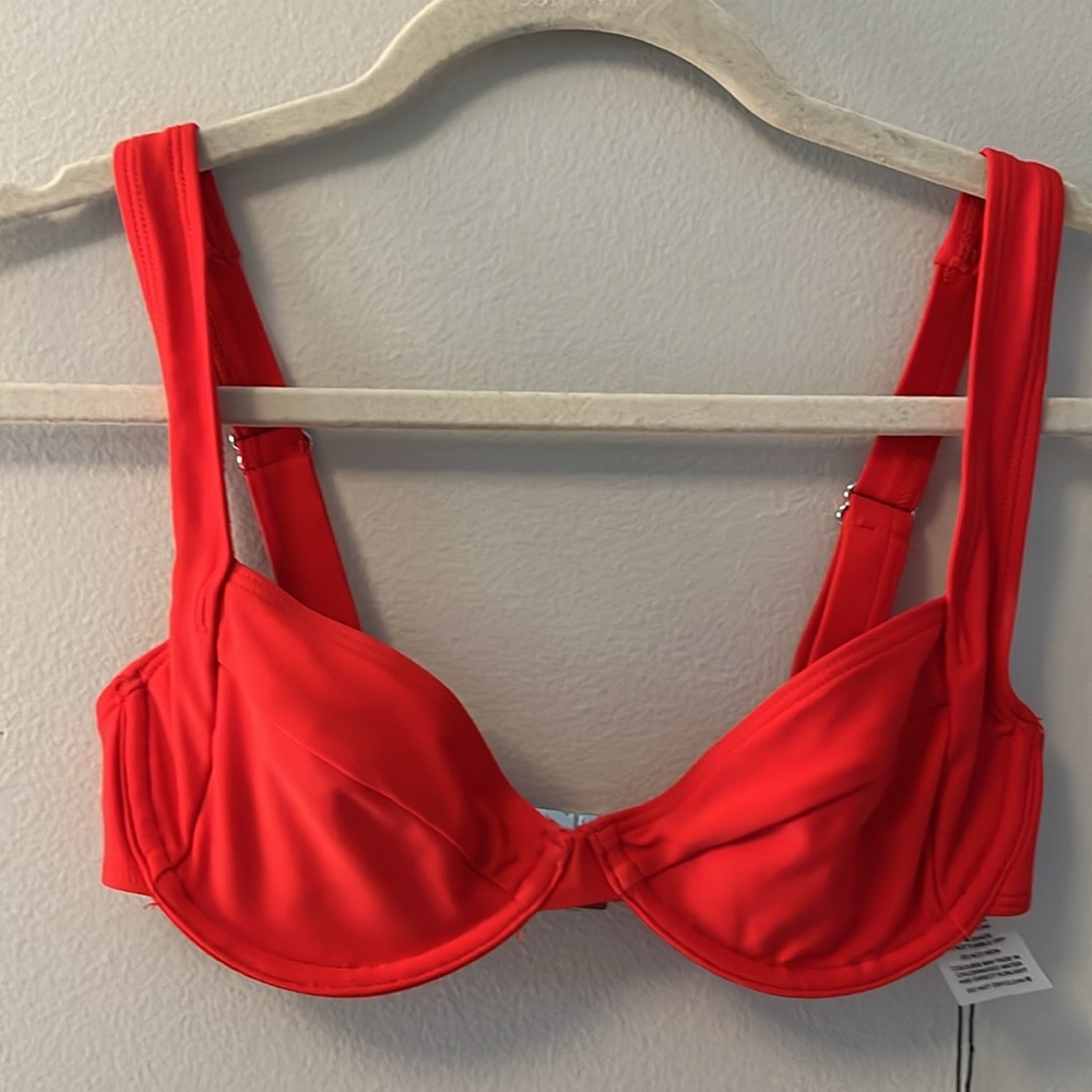 Glassons Red bikini top - Size 6